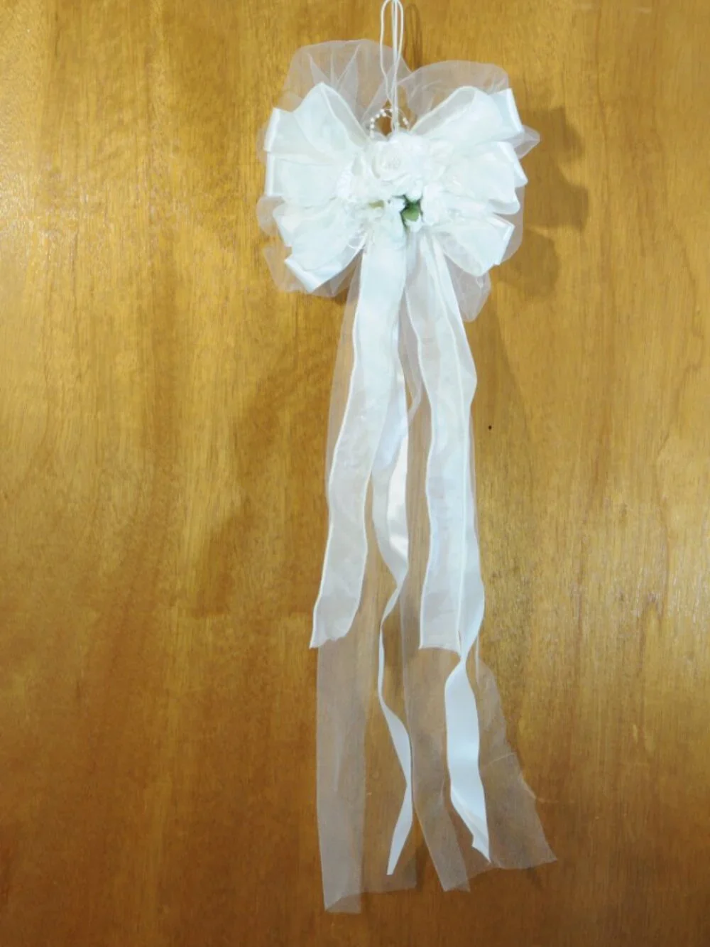 Chair bow made with satin, tulle and artificial flowers (16 Pieces)